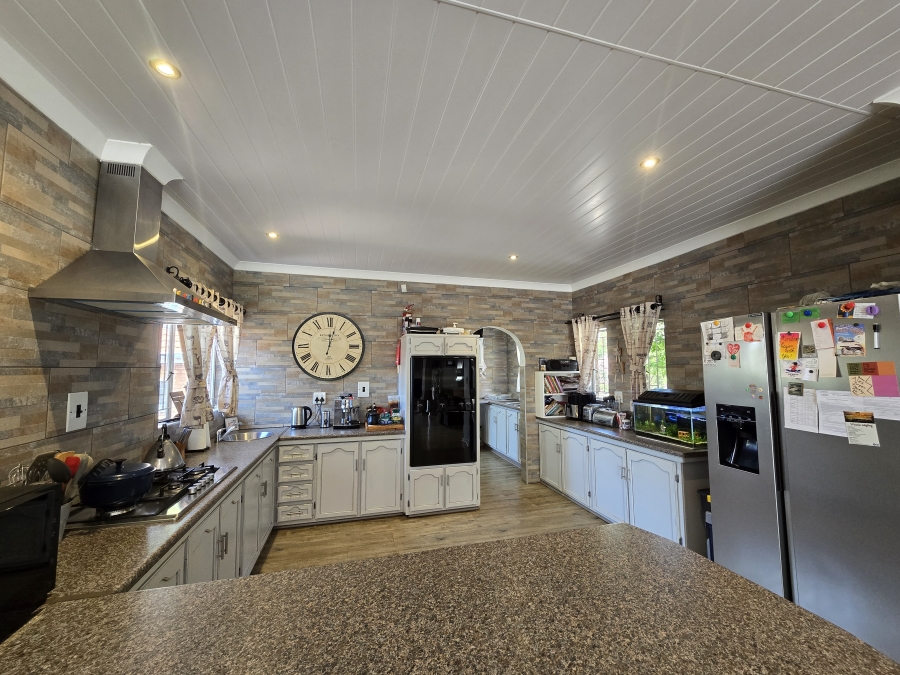 4 Bedroom Property for Sale in Doringkruin North West